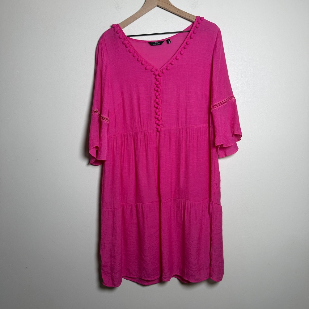 Mlle Gabrielle Women Dress 1X Pink Pom Pom V-Neck Tiered Crochet Sleeve Boho